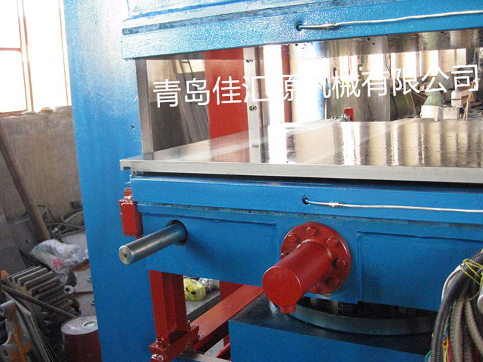 框架式帶自動推拉平板硫化機-200噸框式橡膠硫化機