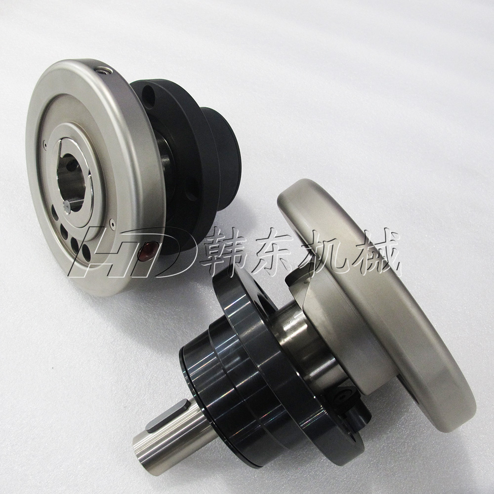 300噸框式平板硫化機-600x1800橡膠護弦、枕木硫化機